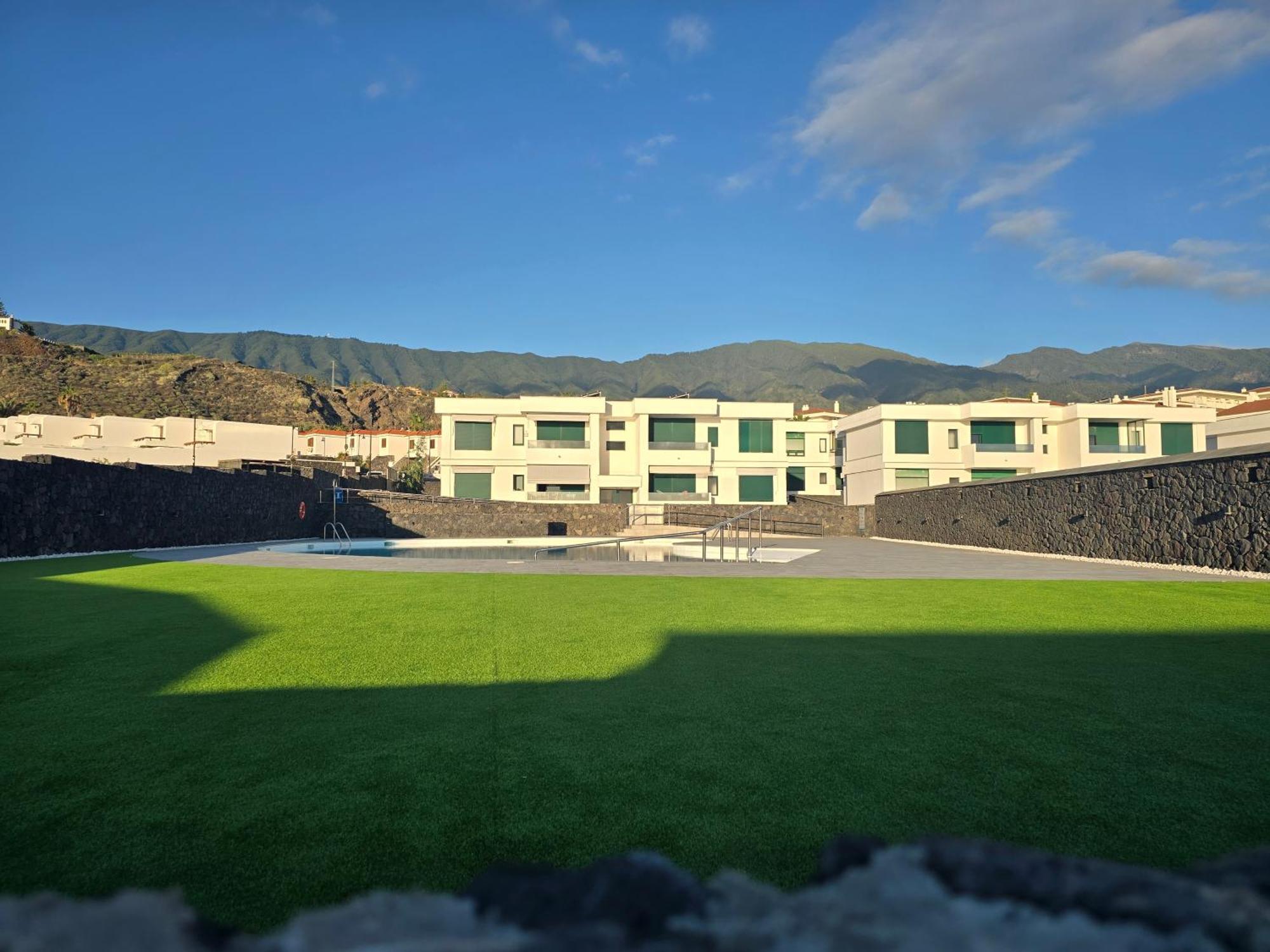 Vv Milenaiver "By Henrypole Home" Los Cancajos Exterior photo